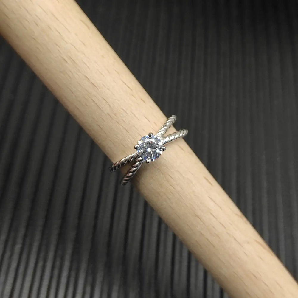 David Yurman interlocking diamond ring - Picture 5 of 6